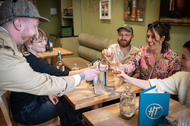 Edinburgh Historical Gems Tour with Whisky & Local Flavours - Photo 1 of 20